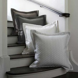 Dransfield & Ross Vannerie Charcoal Basketweave Euro Sham